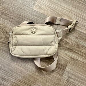 Lululemon Everywhere Belt Bag Wunder Puff 2L